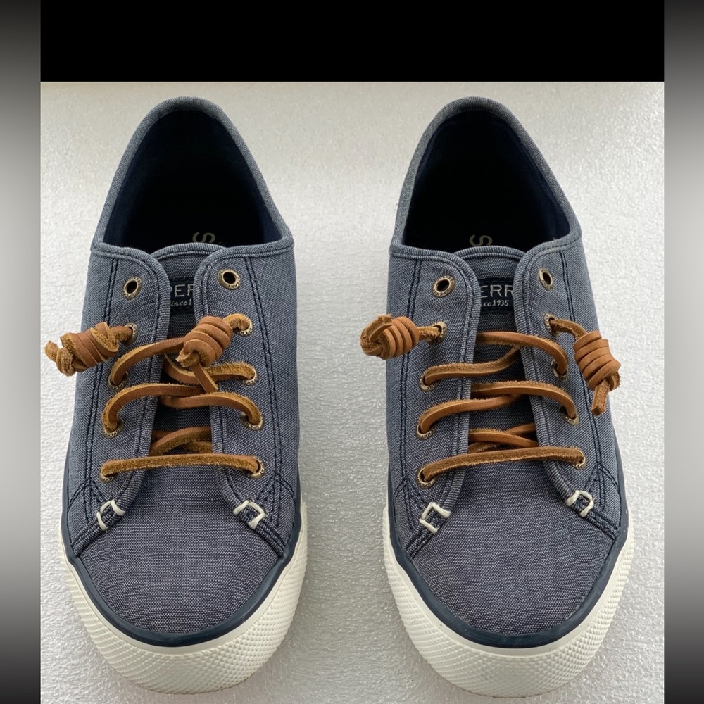 Sperry women’s Gray Canvas Sneakers